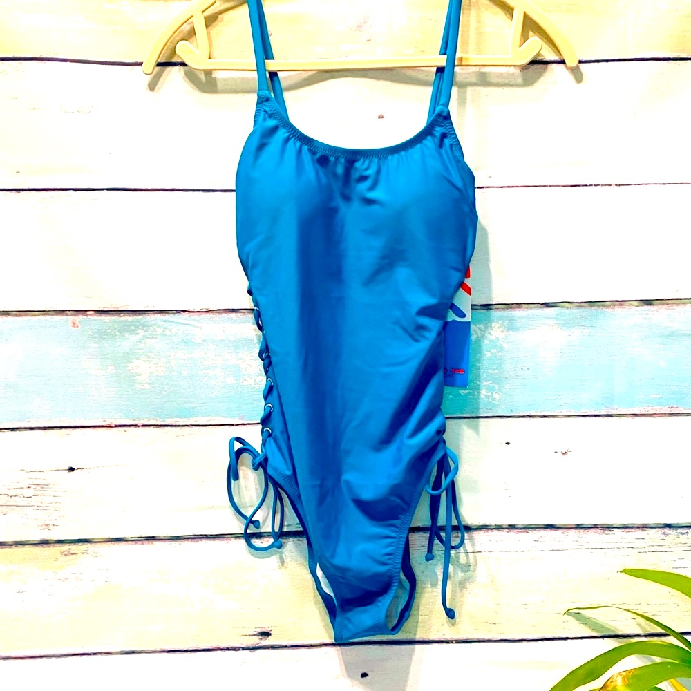 Nwt Sun & Sea Women’s Teal Swimsuit Size 6